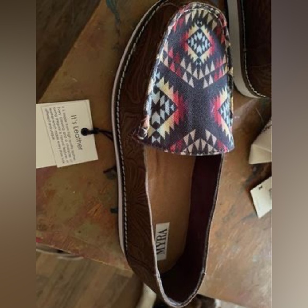 Myra brand new size 8